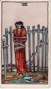 Ocho de Espadas en el Tarot Rider Waite